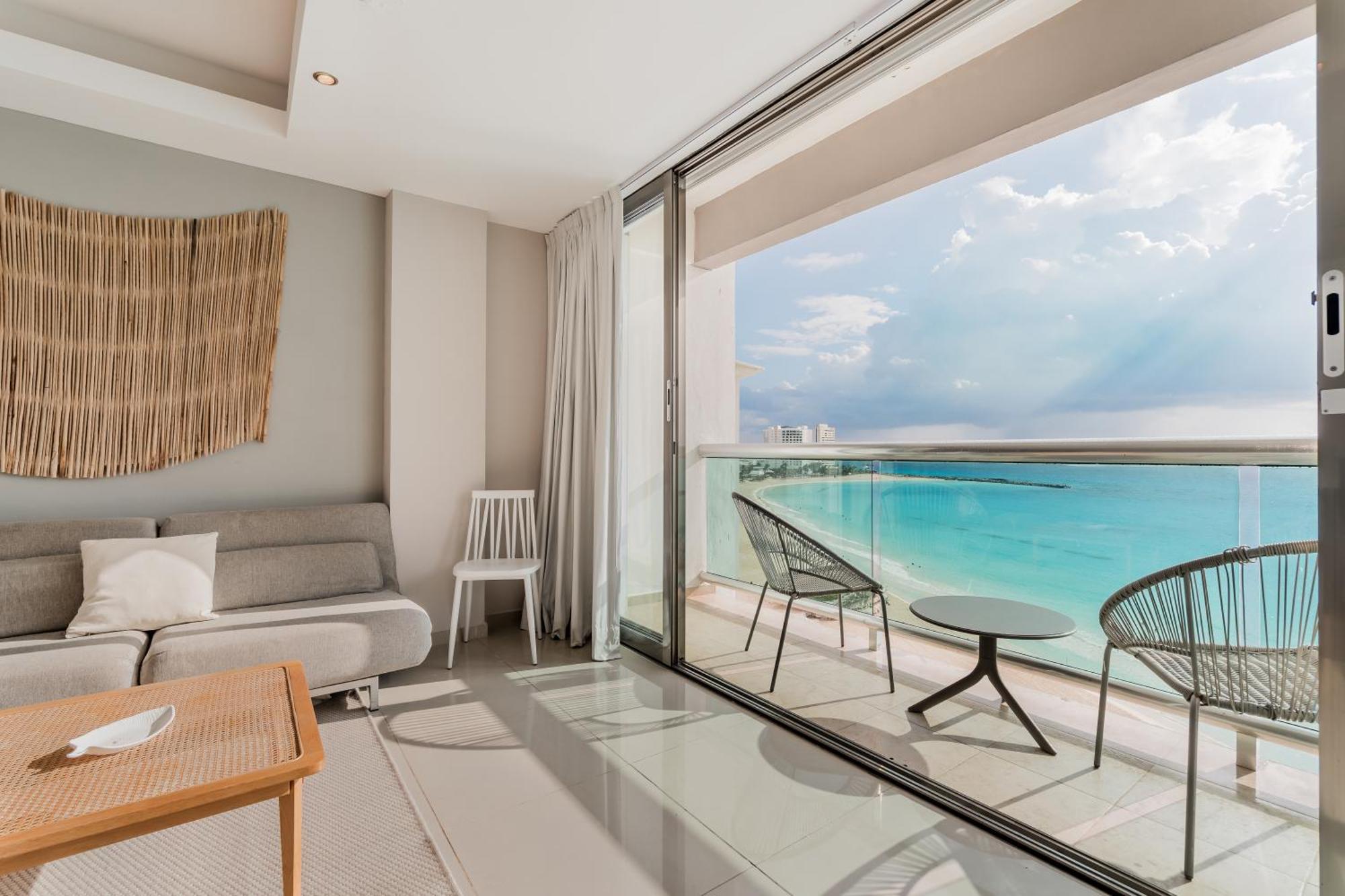 *Turquoise Escape- Beachfront Studio By Casa Paraiso* Cancún Exterior foto